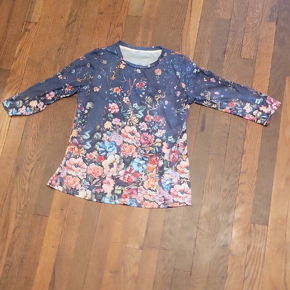 Floral 3/4 Length Sleeve Top